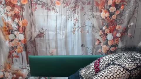 Miroslava Happi online show from April 2026 05:52:01 AM