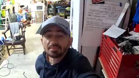 Snapshot of mischeifandpleasure chatting on November 2025 01:29:01 AM MischiefAndPleasure online show from November 2025 01:29:01 AM