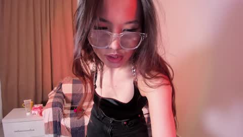 Snapshot of mishel_bless chatting on January 2025 05:37:01 PM Mishel online show from January 2025 05:37:01 PM
