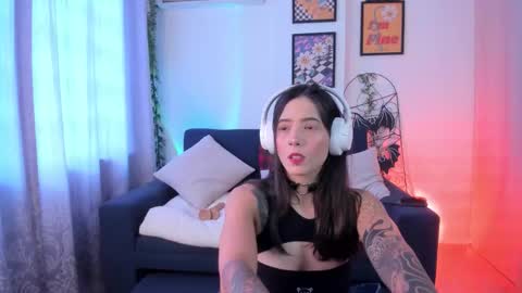 KRAVE  online show from February 2026 06:17:02 PM