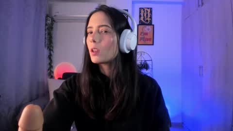 KRAVE  online show from February 2026 11:53:02 PM