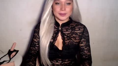 miss_4cuck_ online show from July 2026 01:13:01 PM