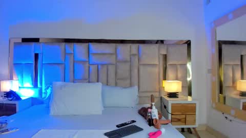 Miss Abigail  online show from February 2026 12:54:02 PM