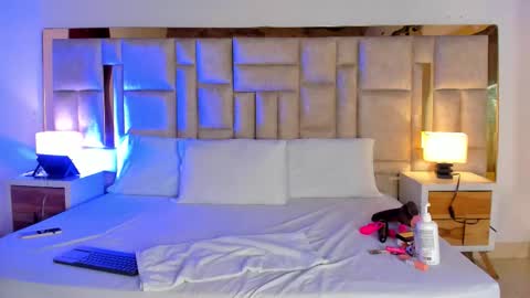 Miss Abigail  online show from February 2026 12:59:02 PM