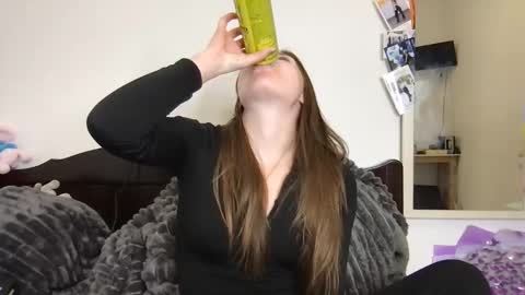 Snapshot of miss_angel_ chatting on February 2026 10:09:01 PM miss angel online show from February 2026 10:09:01 PM