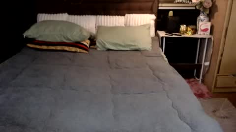 Snapshot of miss_angelic15 chatting on July 2026 11:46:02 AM miss angelic15 online show from July 2026 11:46:02 AM