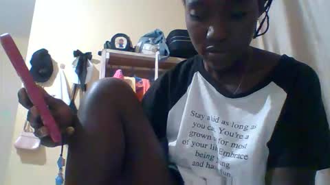 Snapshot of miss_atitude chatting on September 2025 07:13:02 PM miss_atitude online show from September 2025 07:13:02 PM