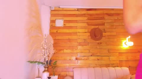 Snapshot of miss_brenda_ chatting on November 2025 02:45:01 AM Camila online show from November 2025 02:45:01 AM