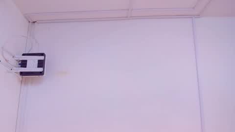 Snapshot of miss_brenda_ chatting on November 2025 12:05:02 PM Camila online show from November 2025 12:05:02 PM