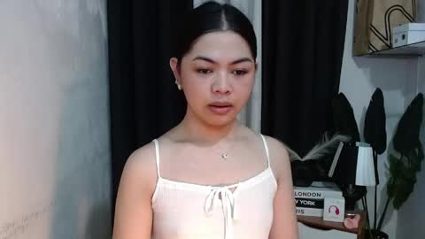 Snapshot of miss_briella chatting on May 2026 04:58:02 PM Briella online show from May 2026 04:58:02 PM