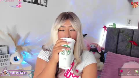 lucy 3 online show from February 2025 11:04:02 PM