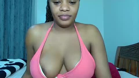 Snapshot of miss_candy7 chatting on January 2025 03:47:02 AM Candy online show from January 2025 03:47:02 AM