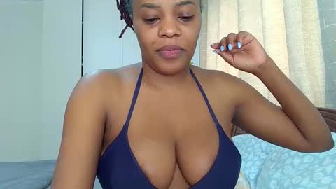Snapshot of miss_candy7 chatting on November 2025 06:46:01 AM Candy online show from November 2025 06:46:01 AM