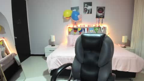 Snapshot of miss_cataleya__ chatting on June 2026 12:19:01 PM Cataleya online show from June 2026 12:19:01 PM