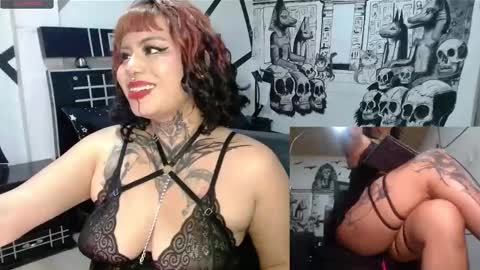 Snapshot of miss_clover chatting on January 2025 01:56:01 AM miss_clover online show from January 2025 01:56:01 AM