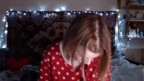 Elis online show from December 2024 12:05:01 PM