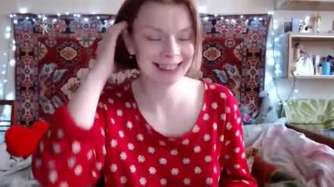 Elis online show from February 2025 12:02:02 PM