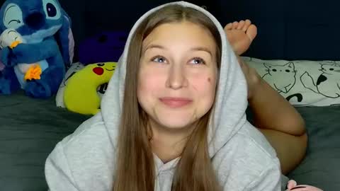 Snapshot of miss_emily_miller chatting on December 2025 06:13:02 PM Emily online show from December 2025 06:13:02 PM