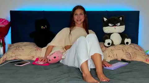 Snapshot of miss_emily_miller chatting on February 2026 06:41:02 PM Emily online show from February 2026 06:41:02 PM