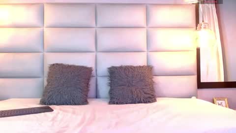 emma online show from April 2026 09:50:02 PM