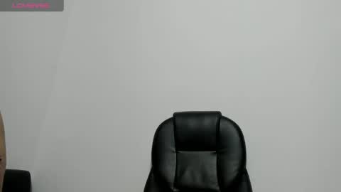 miss_eylens online show from April 2026 01:38:01 AM