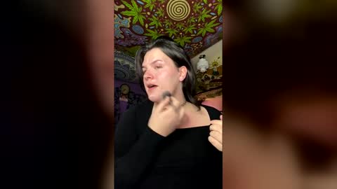 miss_honeypotpie online show from January 2026 06:40:01 AM