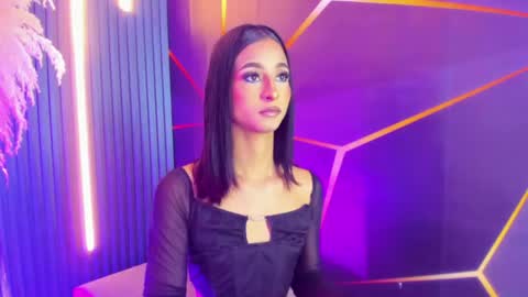 miss_isa19 online show from May 2026 02:45:01 PM