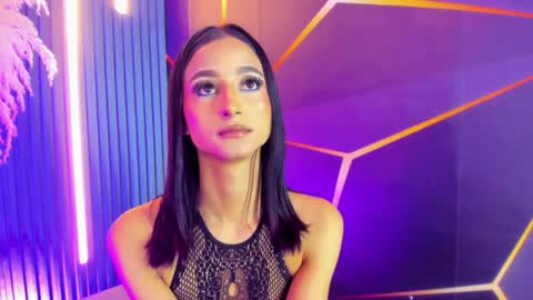 miss_isa19 online show from May 2026 04:04:02 PM