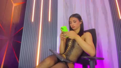 miss_isa19 online show from June 2026 02:10:01 PM
