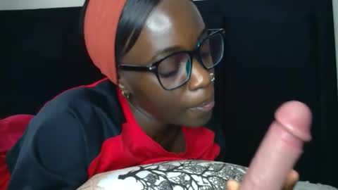 Snapshot of miss_jamilla255 chatting on February 2026 06:28:01 AM SensuElle WHAT I DONT SHOW HERE... YOULL ONLY SEE IN PRIVATE online show from February 2026 06:28:01 AM