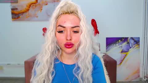 Snapshot of miss_kiten chatting on March 2025 12:28:01 PM miss_kiten online show from March 2025 12:28:01 PM