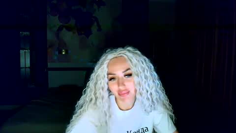 Snapshot of miss_kiten chatting on September 2025 06:29:02 PM miss_kiten online show from September 2025 06:29:02 PM