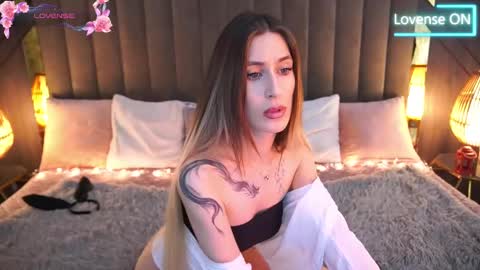Snapshot of miss_martini chatting on February 2025 05:46:02 PM   online show from February 2025 05:46:02 PM