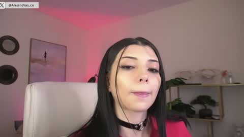 Snapshot of miss_meii chatting on November 2025 11:37:01 PM Alejandra online show from November 2025 11:37:01 PM