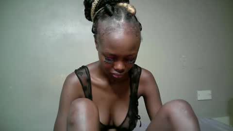 Snapshot of miss_pretty1 chatting on March 2026 04:42:01 PM miss_pretty1 online show from March 2026 04:42:01 PM