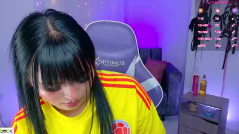 Snapshot of miss_scarllet chatting on July 2026 01:59:01 PM 100 thumbs up online show from July 2026 01:59:01 PM