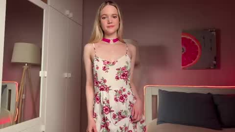 Emily online show from May 2026 08:20:01 AM