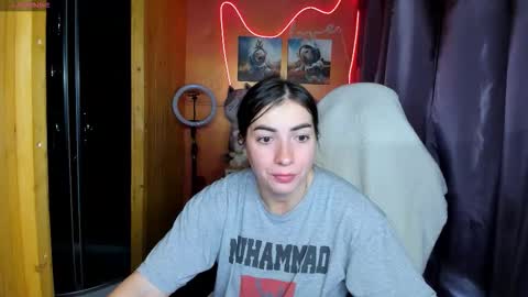 Snapshot of miss_tasy chatting on September 2025 09:00:02 AM Melanie January 15th is my birthday there will be an interesting show online show from September 2025 09:00:02 AM