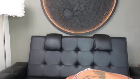 Vaiolette online show from March 2026 11:03:01 AM