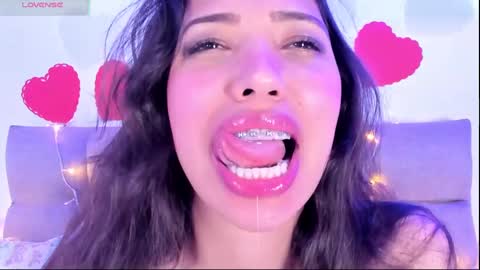 Miss Veronica online show from February 2025 02:43:01 PM