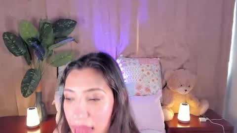 Miss Veronica online show from July 2026 01:37:01 PM