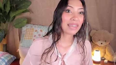Miss Veronica online show from July 2026 01:13:02 PM