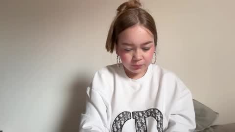 Snapshot of missameliah chatting on October 2025 01:01:02 PM Ameliahs online show from October 2025 01:01:02 PM