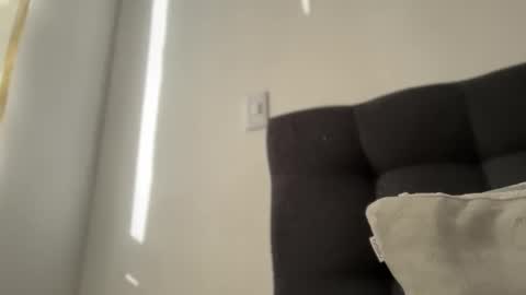 Snapshot of missameliah chatting on December 2025 12:10:01 PM Ameliahs online show from December 2025 12:10:01 PM