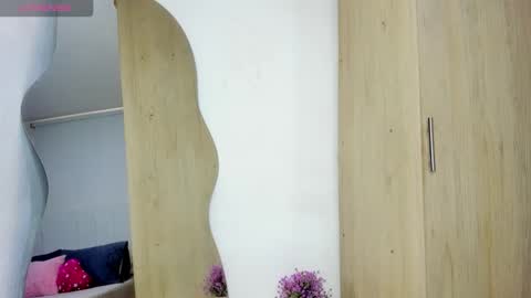 missangeldust online show from November 2025 12:34:01 PM