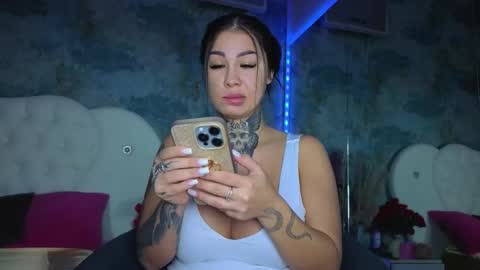 Snapshot of missangellxx chatting on October 2025 10:02:02 AM missangellxx online show from October 2025 10:02:02 AM