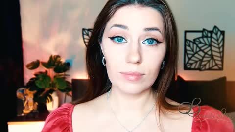 The divine Beverly online show from February 2025 08:17:01 AM