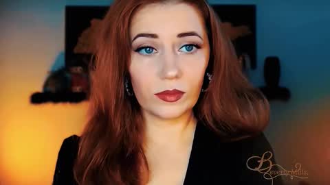 The divine Beverly online show from November 2025 04:49:01 AM