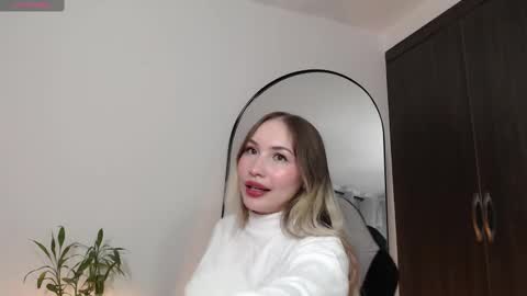 Snapshot of missblair12 chatting on February 2025 12:15:01 AM MissBlair online show from February 2025 12:15:01 AM