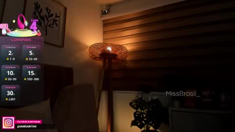 Sara Vanegas online show from November 2025 12:04:01 PM